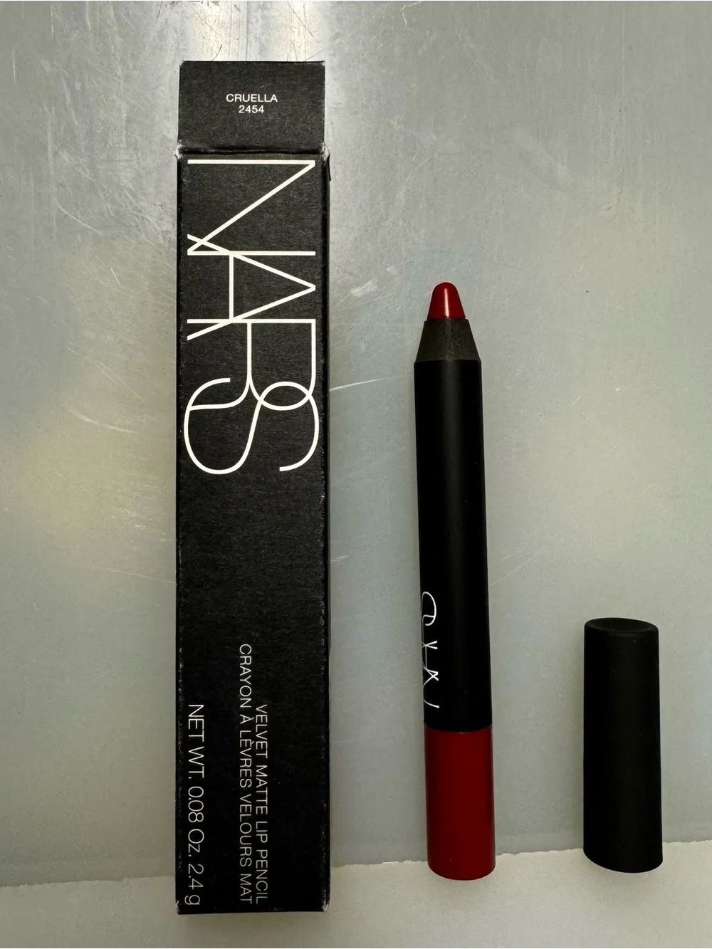 NARS Velvet Matte Lip Pencil - Cruella (Deep Red)